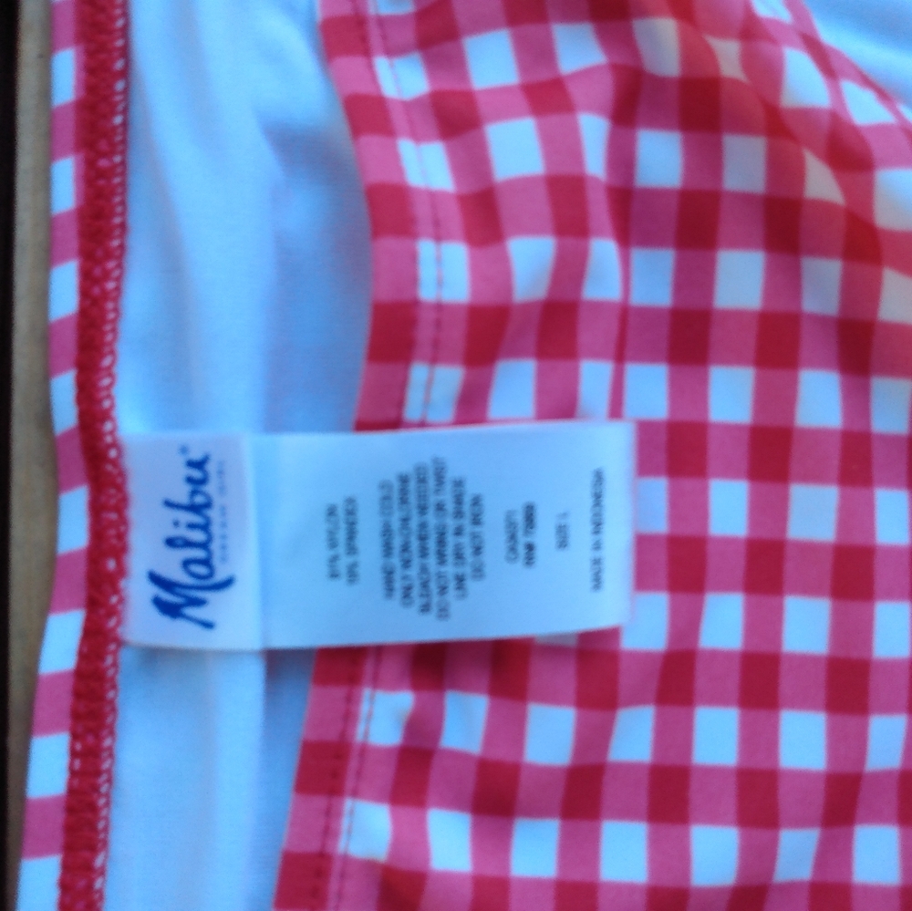 Malibu cute red gingham bikini